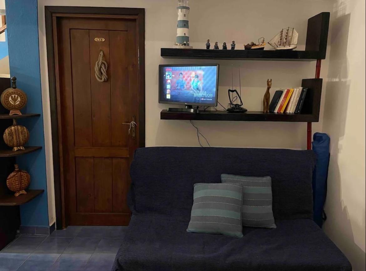 Casa Ada - Incantevole Loft In Centro 람페두사 외부 사진